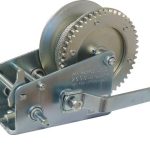 TREUIL MANUEL DE TRACTION HORIZONTAL 1100KG +CABLE